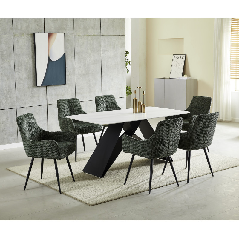 Dining table (#2415)