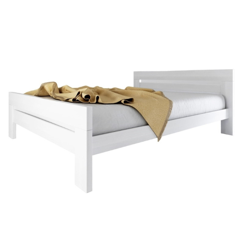 Classic bed made of solid beech wood (#3395)