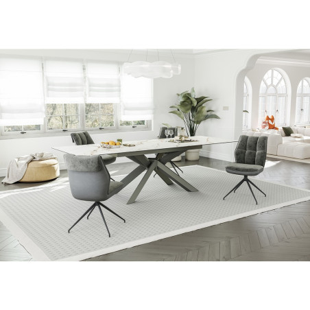 Extendable Table (#3426)