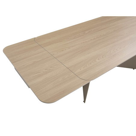 Extendable Table (#3698)